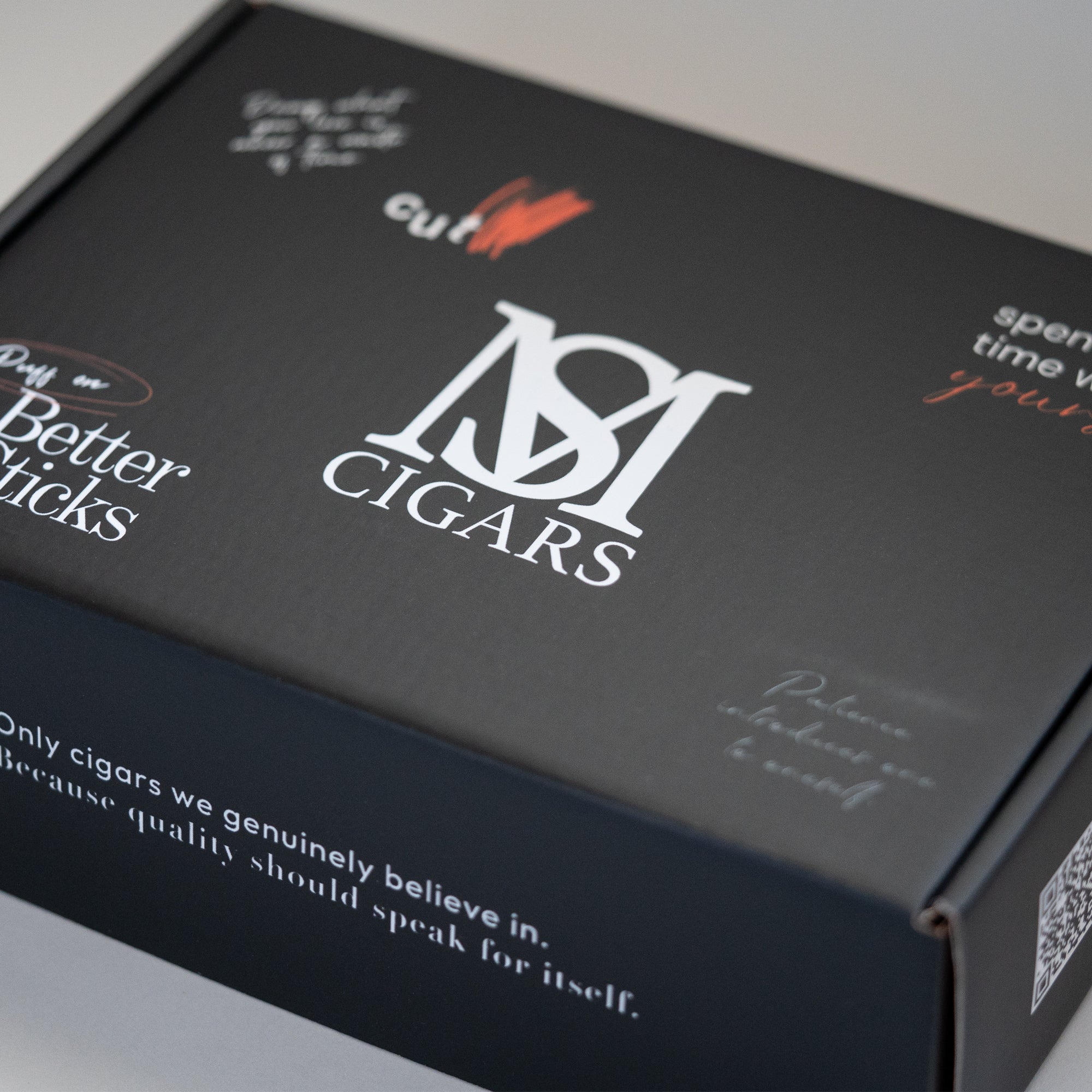 Premium Cigar Subscription Box | Santa Monica Cigars