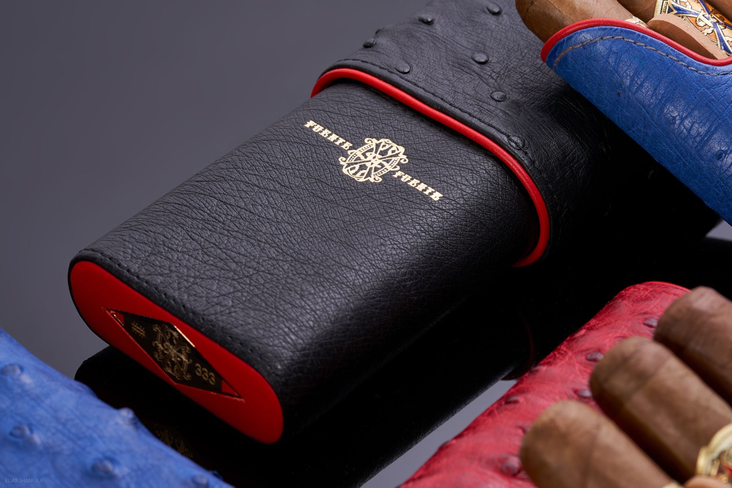 Les Chaines De L'amour Black Ostrich Cigar Case