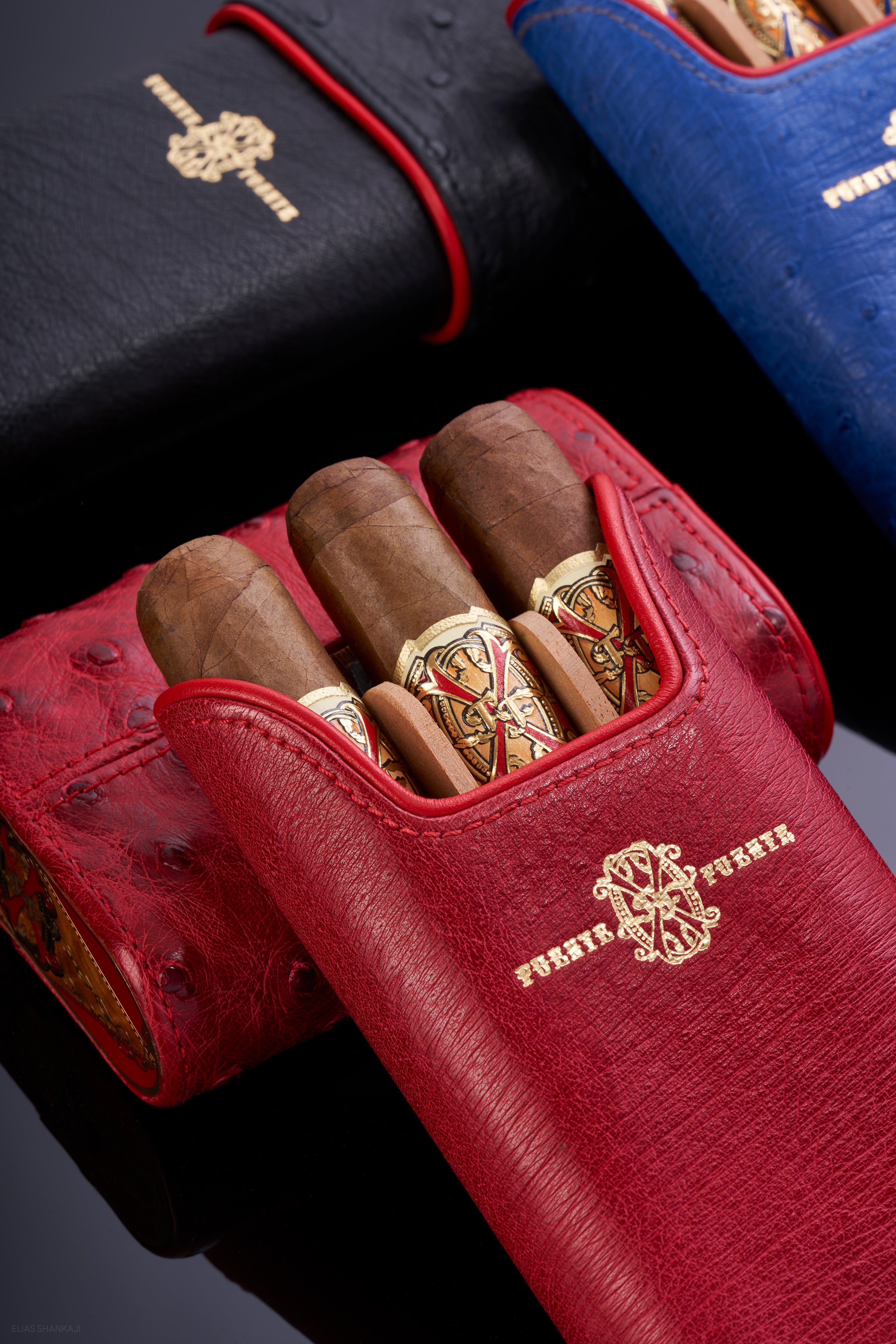 Les Chaines De L'amour Red Ostrich Cigar Case